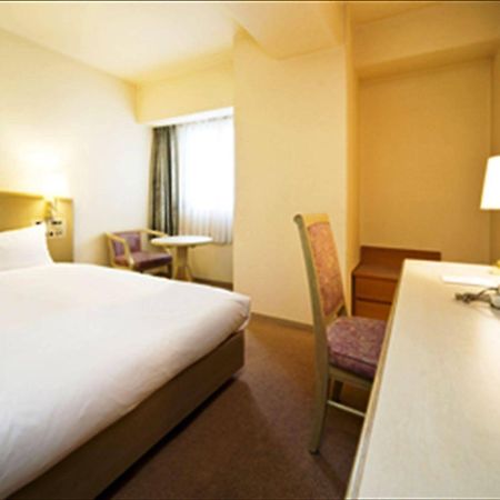 סואיטה Gr Hotel Esaka מראה חיצוני תמונה
