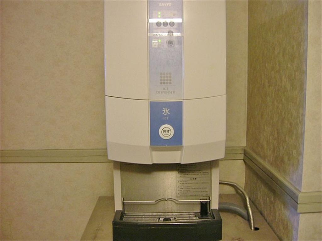 סואיטה Gr Hotel Esaka מראה חיצוני תמונה
