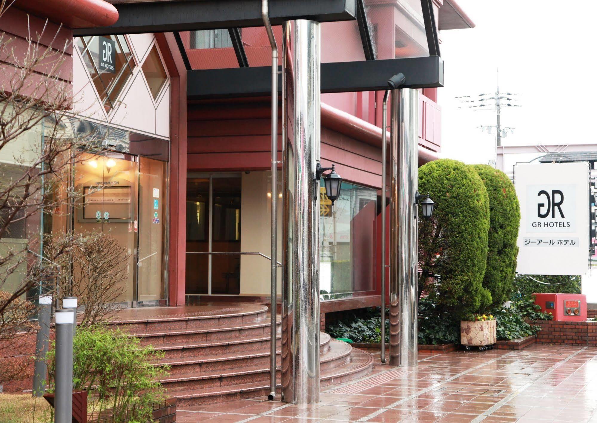 סואיטה Gr Hotel Esaka מראה חיצוני תמונה